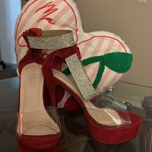 De Blossom Collection - Size 8 - Red - Brand New! Never Worn!! No tags